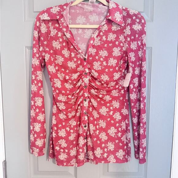 Altar'd State Tops - Altar'd State Red Floral Ruched Long Sleeve Button Down Shirt NWT